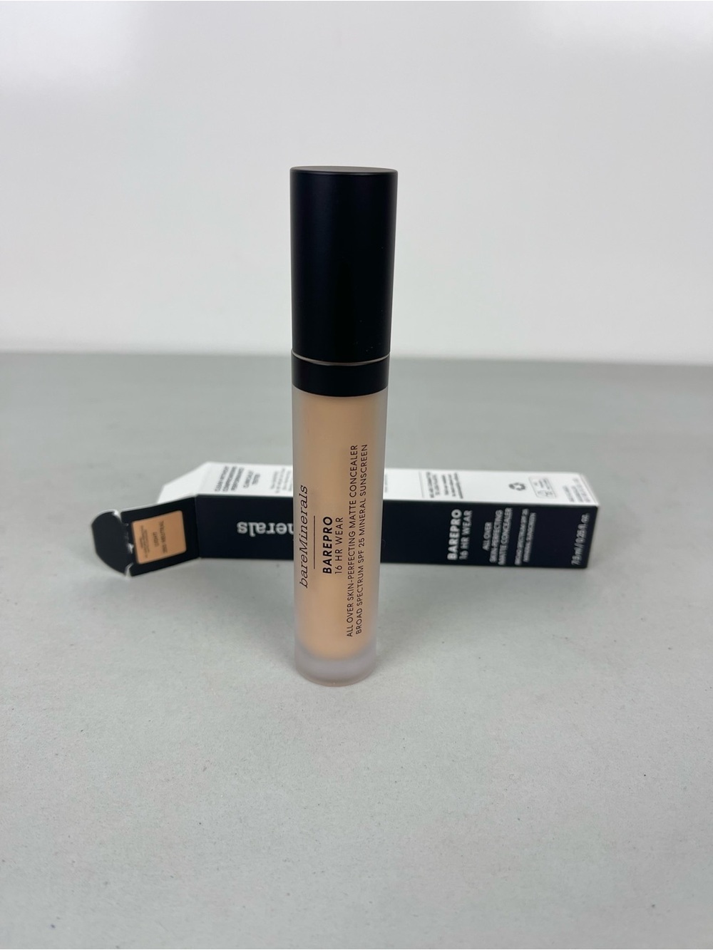 BareMinerals Barepro 16HR Wear All Over Skin Protecting Matte Concealer 250 NEW - Picture 7 of 7